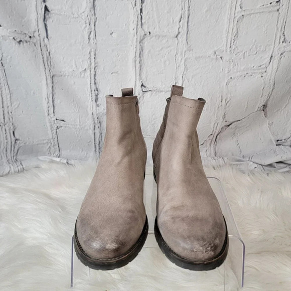 Steve Madden Graant Women's Pull On Chelsea Boot Taupe 8M Stylish Casual Classic - Picture 5 of 13